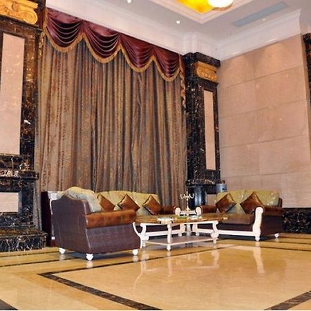 Borman Hotel Guangzhou Panyu Qiaonan Aoyuan Plaza Luaran gambar